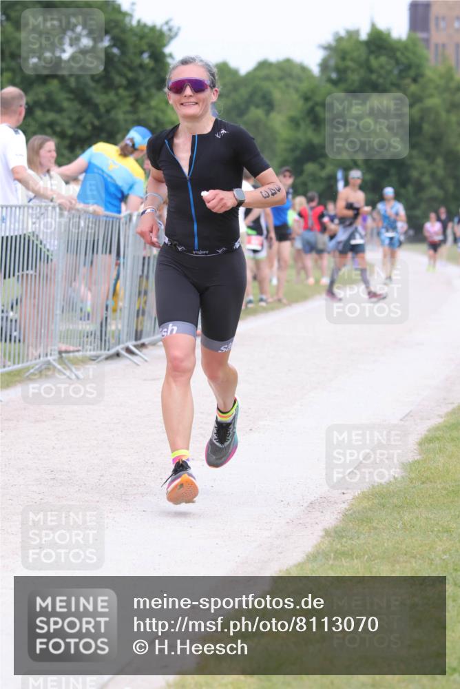 22.06.2025 - Viking Triathlon H.Heesch http://msf.ph/oto/8113070 22.06.2025 14:50:08 Laufen 343 meine-sportfotos.de
