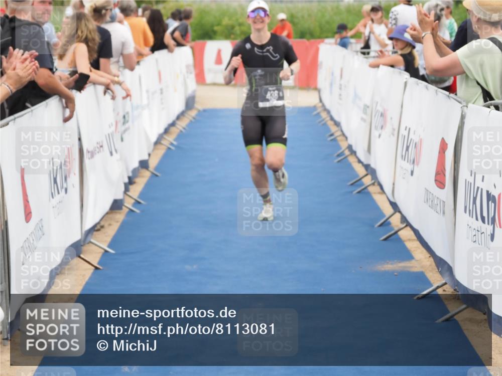 22.06.2025 - Viking Triathlon MichiJ http://msf.ph/oto/8113081 22.06.2025 15:03:53 Ziel 438 meine-sportfotos.de