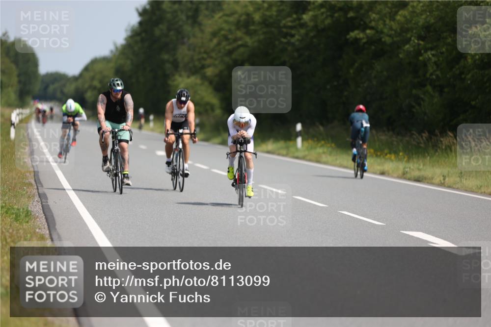 22.06.2025 - Viking Triathlon Yannick Fuchs http://msf.ph/oto/8113099 22.06.2025 11:38:03 Radfahren 4, 71, 243, 480, 549, 609, 629 meine-sportfotos.de