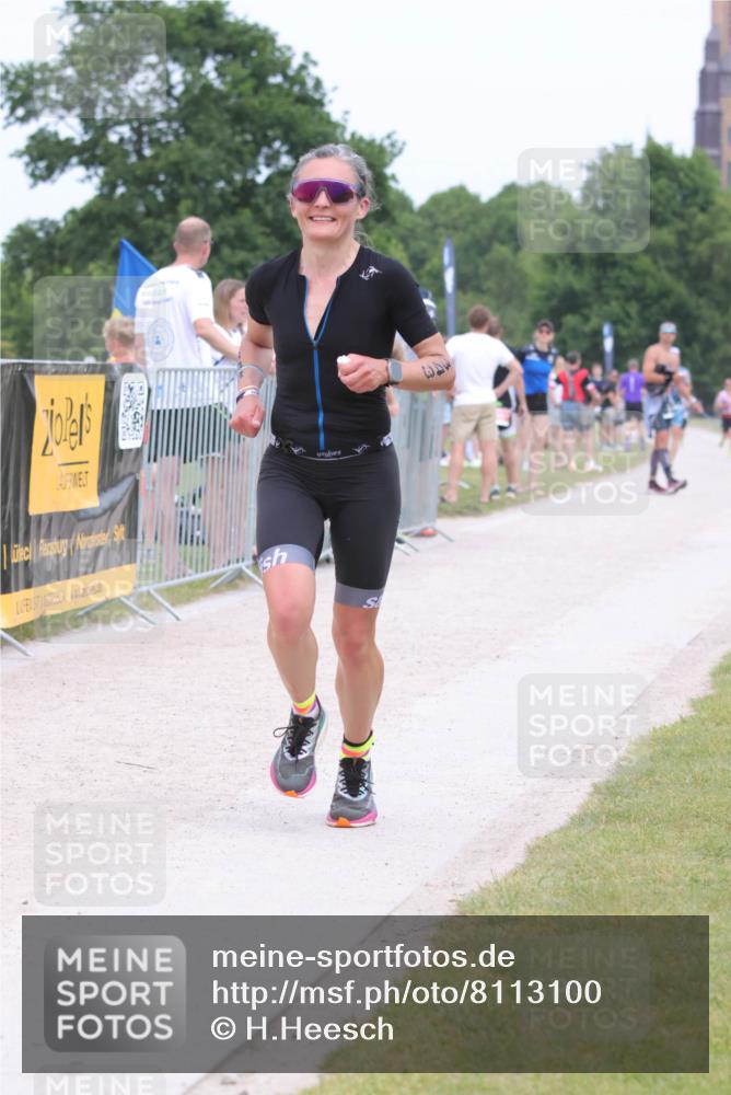 22.06.2025 - Viking Triathlon H.Heesch http://msf.ph/oto/8113100 22.06.2025 14:50:08 Laufen 343 meine-sportfotos.de