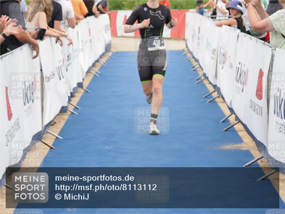 22.06.2025 - Viking Triathlon MichiJ http://msf.ph/oto/8113112 22.06.2025 15:03:53 Ziel 438 meine-sportfotos.de
