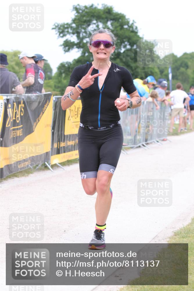 22.06.2025 - Viking Triathlon H.Heesch http://msf.ph/oto/8113137 22.06.2025 14:50:09 Laufen 343 meine-sportfotos.de