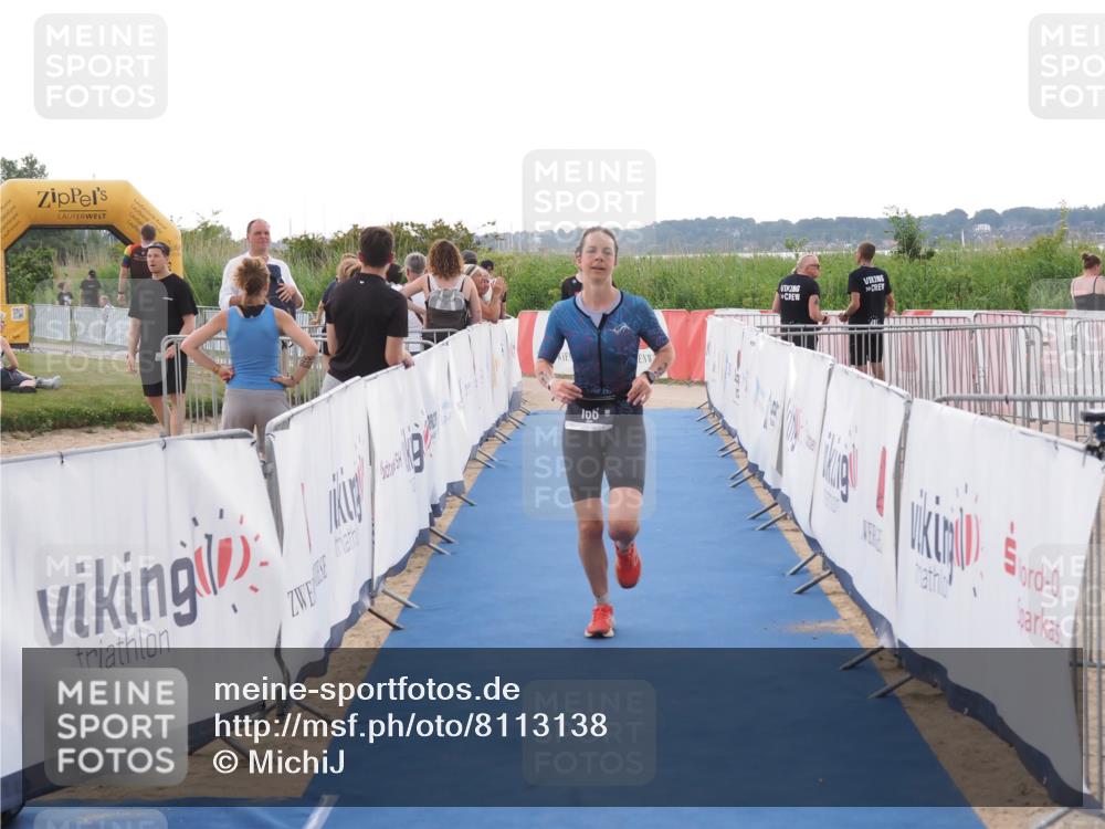 22.06.2025 - Viking Triathlon MichiJ http://msf.ph/oto/8113138 22.06.2025 16:25:40 Ziel 133, 166 meine-sportfotos.de