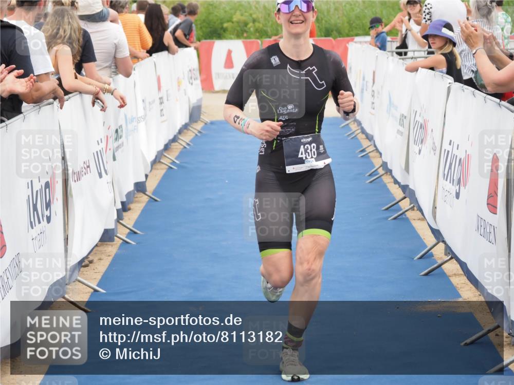 22.06.2025 - Viking Triathlon MichiJ http://msf.ph/oto/8113182 22.06.2025 15:03:54 Ziel 438 meine-sportfotos.de