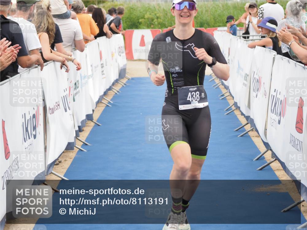 22.06.2025 - Viking Triathlon MichiJ http://msf.ph/oto/8113191 22.06.2025 15:03:54 Ziel 438 meine-sportfotos.de