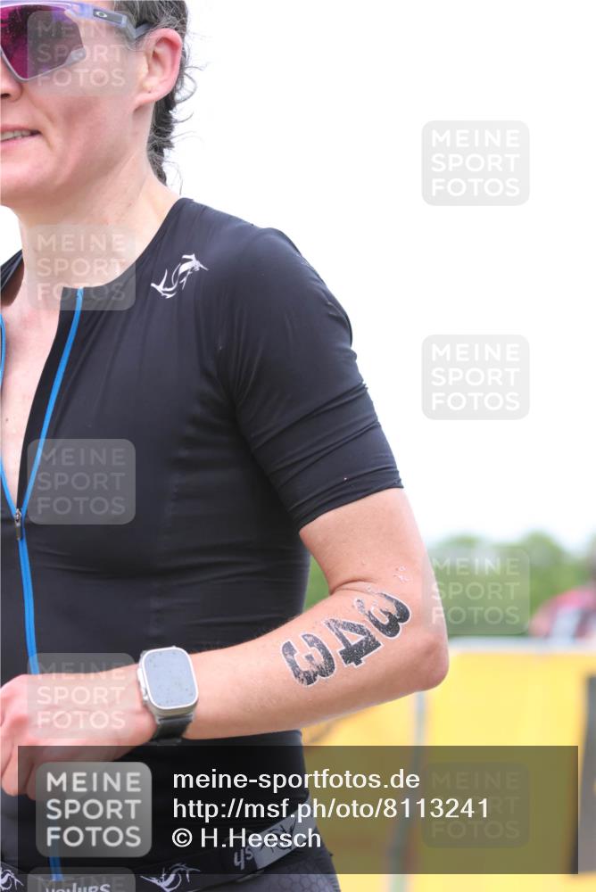 22.06.2025 - Viking Triathlon H.Heesch http://msf.ph/oto/8113241 22.06.2025 14:50:10 Laufen 343 meine-sportfotos.de