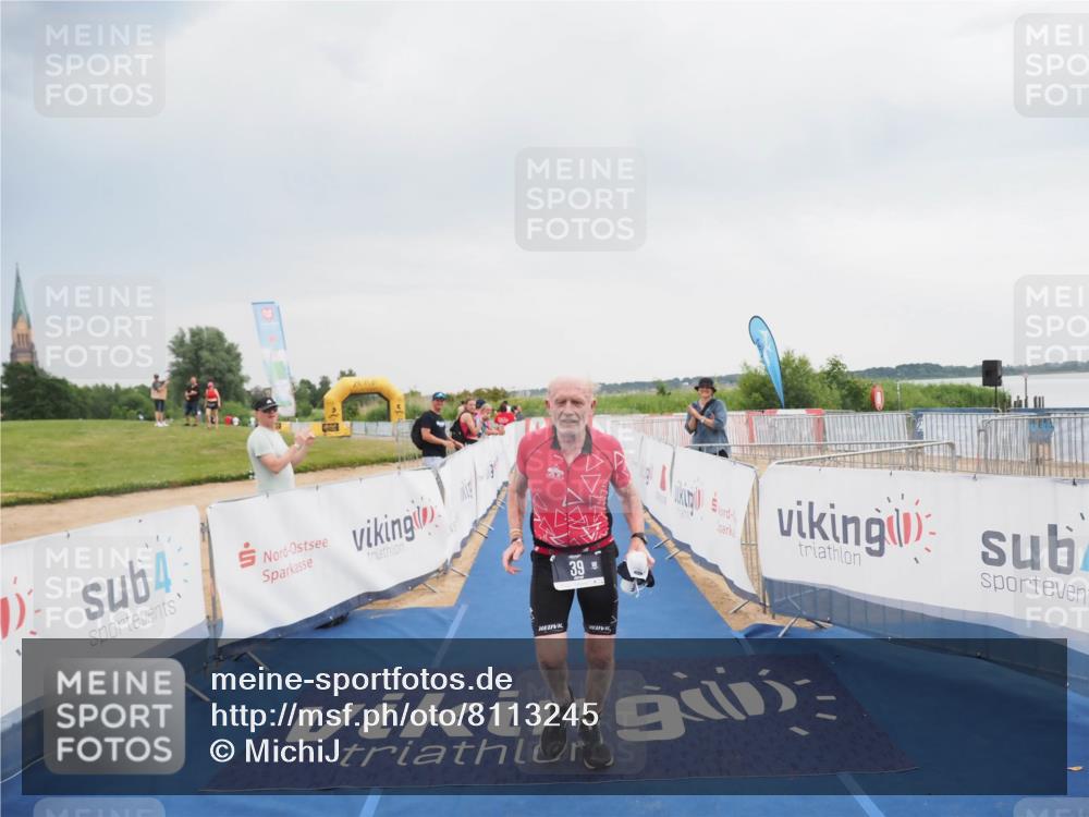 22.06.2025 - Viking Triathlon MichiJ http://msf.ph/oto/8113245 22.06.2025 16:43:16 Ziel 39 meine-sportfotos.de