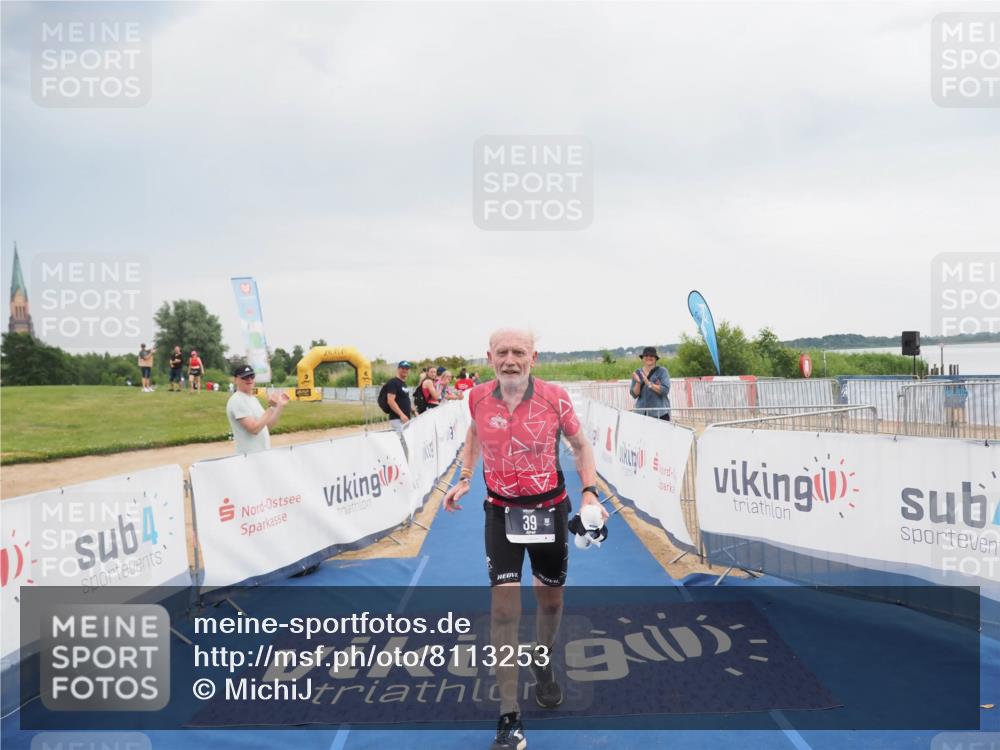 22.06.2025 - Viking Triathlon MichiJ http://msf.ph/oto/8113253 22.06.2025 16:43:16 Ziel 39 meine-sportfotos.de