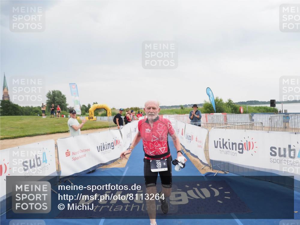 22.06.2025 - Viking Triathlon MichiJ http://msf.ph/oto/8113264 22.06.2025 16:43:16 Ziel 39 meine-sportfotos.de