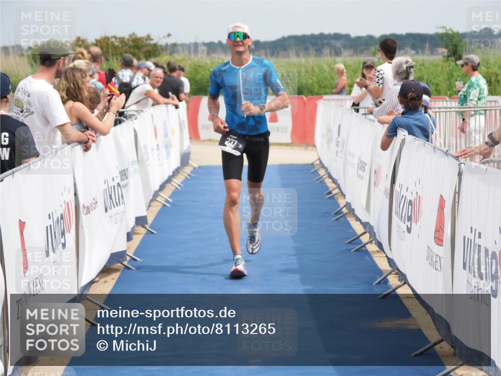 22.06.2025 - Viking Triathlon MichiJ http://msf.ph/oto/8113265 22.06.2025 14:54:17 Ziel 237 meine-sportfotos.de