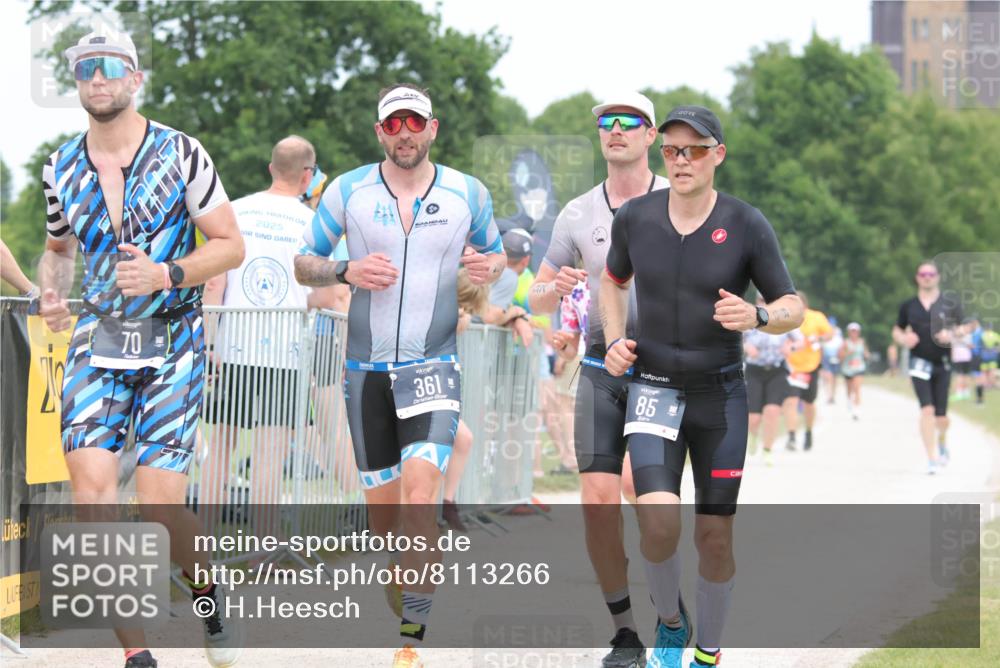 22.06.2025 - Viking Triathlon H.Heesch http://msf.ph/oto/8113266 22.06.2025 14:50:27 Laufen 70, 85, 334, 361, 509 meine-sportfotos.de