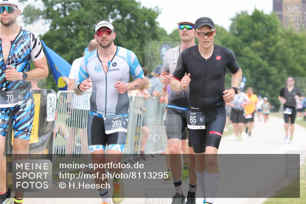 22.06.2025 - Viking Triathlon H.Heesch http://msf.ph/oto/8113295 22.06.2025 14:50:27 Laufen 70, 85, 334, 361, 509 meine-sportfotos.de