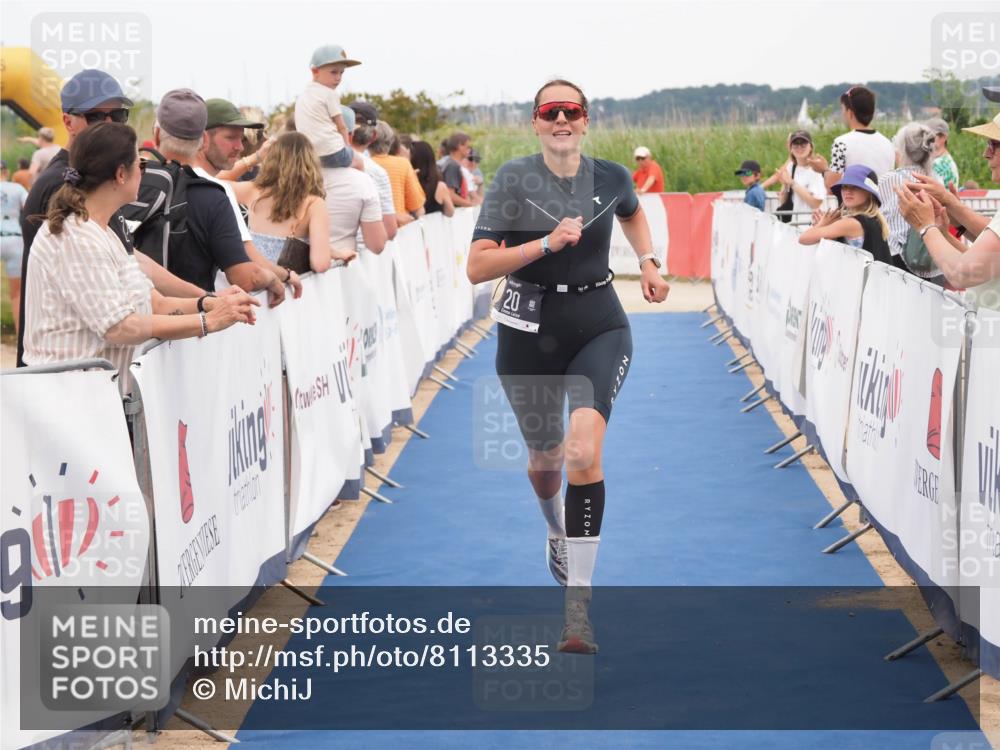 22.06.2025 - Viking Triathlon MichiJ http://msf.ph/oto/8113335 22.06.2025 15:04:02 Ziel 20 meine-sportfotos.de