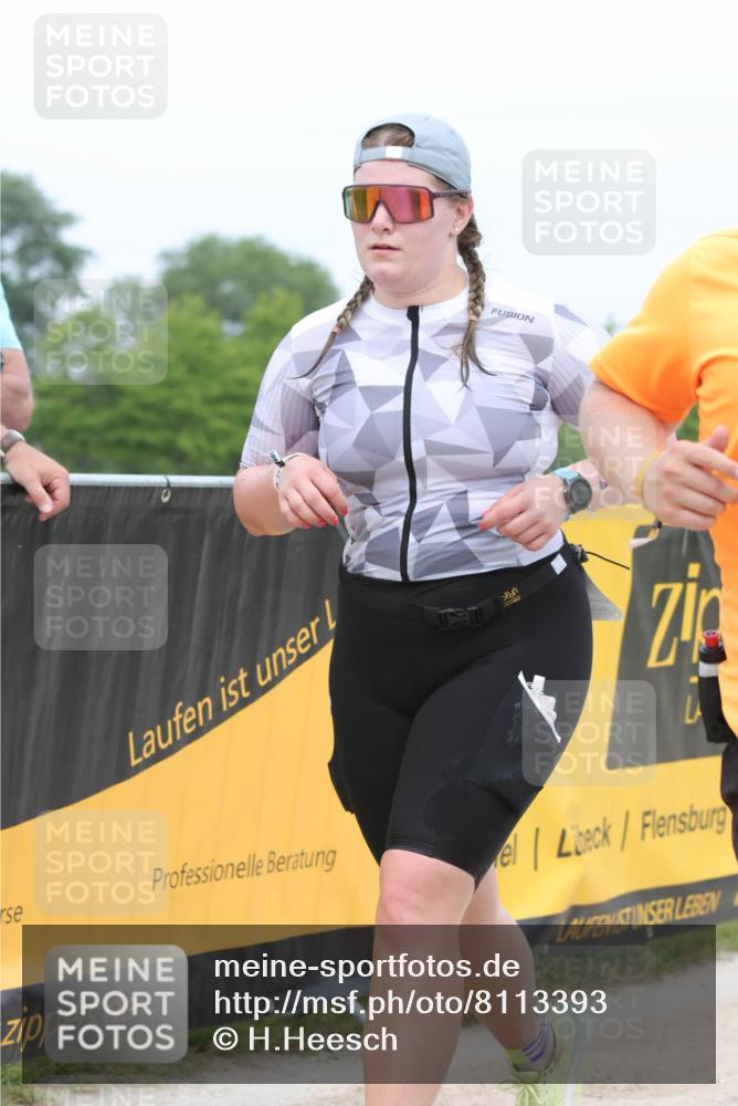 22.06.2025 - Viking Triathlon H.Heesch http://msf.ph/oto/8113393 22.06.2025 14:50:43 Laufen 51, 236, 633 meine-sportfotos.de