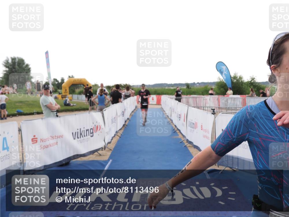 22.06.2025 - Viking Triathlon MichiJ http://msf.ph/oto/8113496 22.06.2025 16:25:43 Ziel 133, 166 meine-sportfotos.de