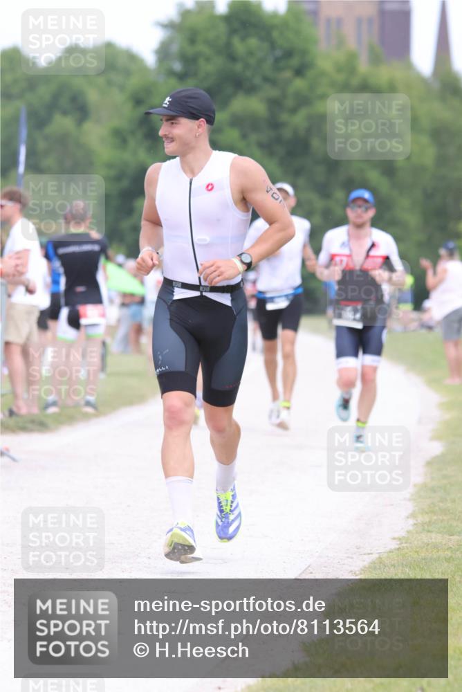 22.06.2025 - Viking Triathlon H.Heesch http://msf.ph/oto/8113564 22.06.2025 14:50:56 Laufen 12, 150, 276, 407, 555, 659 meine-sportfotos.de