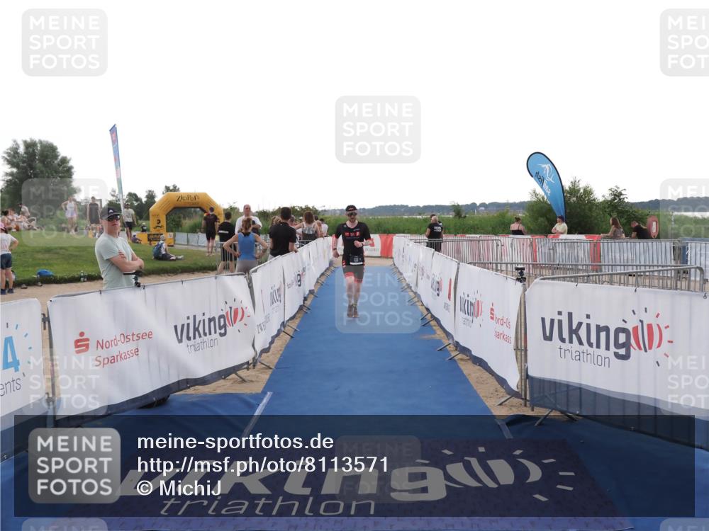 22.06.2025 - Viking Triathlon MichiJ http://msf.ph/oto/8113571 22.06.2025 16:25:43 Ziel 133, 166 meine-sportfotos.de