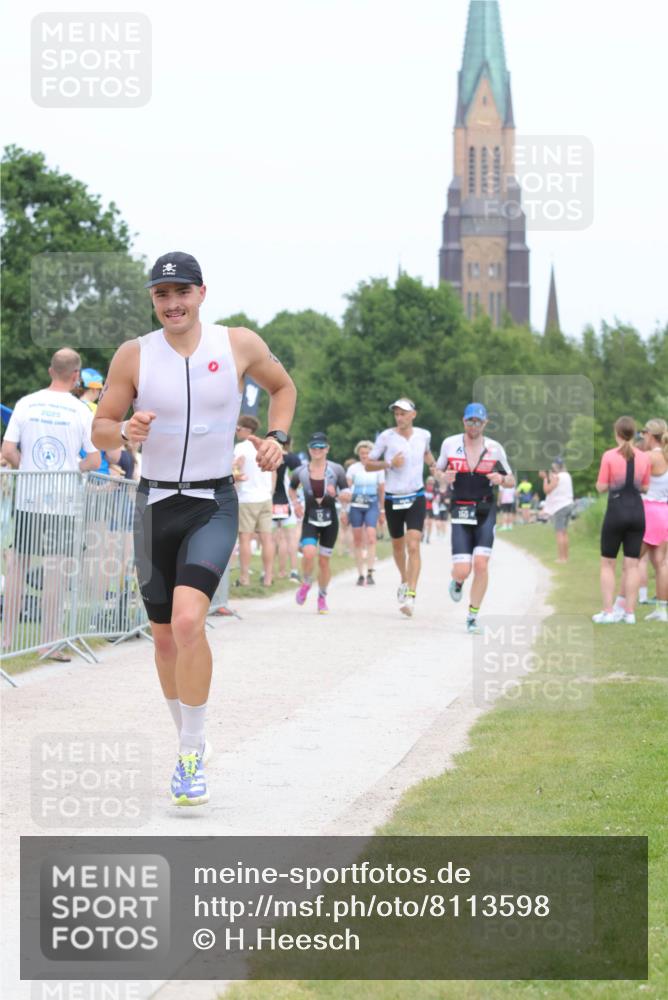 22.06.2025 - Viking Triathlon H.Heesch http://msf.ph/oto/8113598 22.06.2025 14:50:57 Laufen 12, 150, 276, 407, 555 meine-sportfotos.de