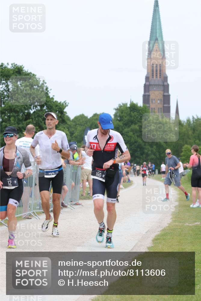 22.06.2025 - Viking Triathlon H.Heesch http://msf.ph/oto/8113606 22.06.2025 14:51:01 Laufen 12, 150, 407, 555 meine-sportfotos.de