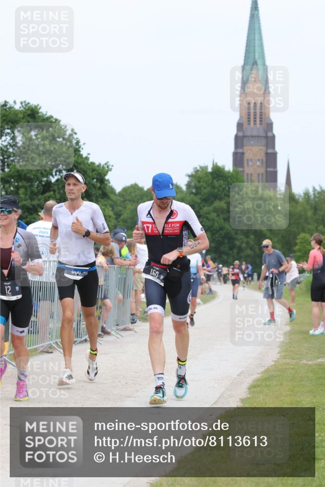 22.06.2025 - Viking Triathlon H.Heesch http://msf.ph/oto/8113613 22.06.2025 14:51:01 Laufen 12, 150, 407, 555 meine-sportfotos.de