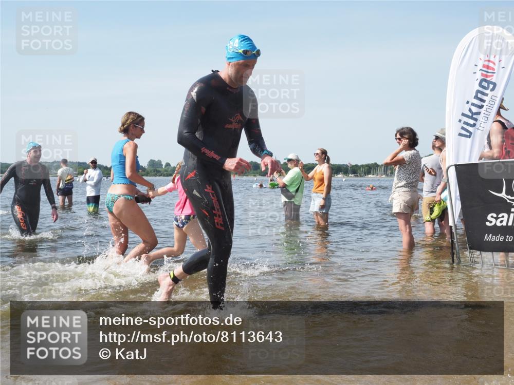 22.06.2025 - Viking Triathlon KatJ http://msf.ph/oto/8113643 22.06.2025 10:41:27 Schwimmen 54, 94, 376, 390, 505 meine-sportfotos.de