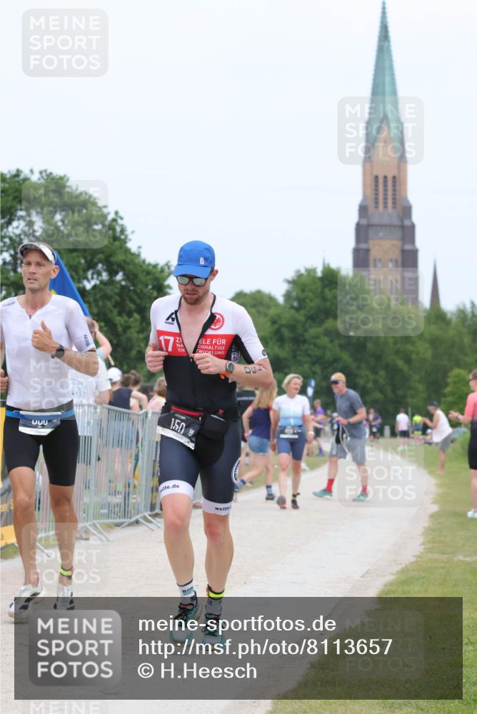 22.06.2025 - Viking Triathlon H.Heesch http://msf.ph/oto/8113657 22.06.2025 14:51:02 Laufen 12, 150, 407, 555 meine-sportfotos.de