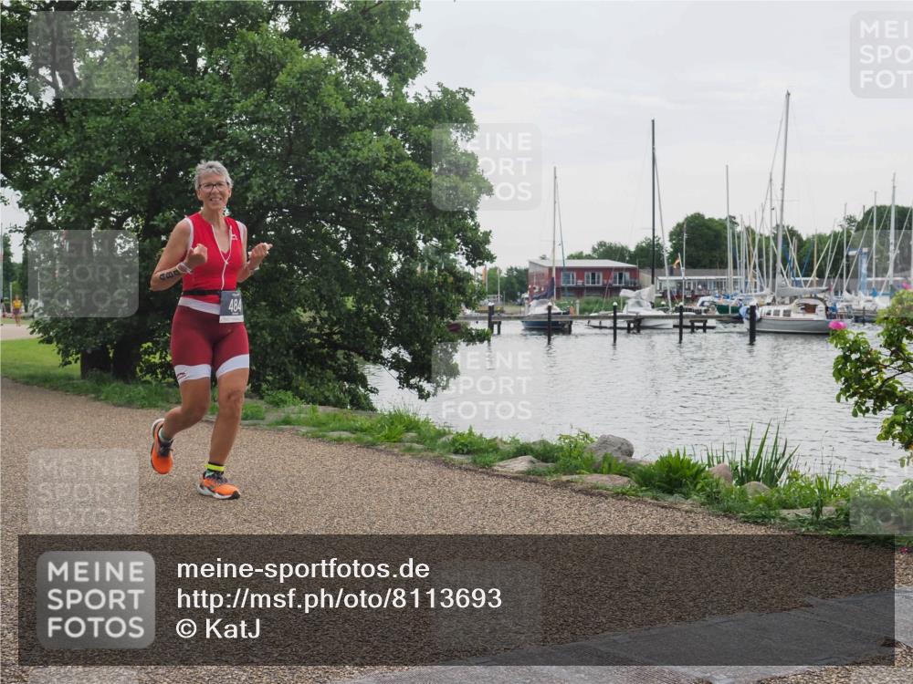 22.06.2025 - Viking Triathlon KatJ http://msf.ph/oto/8113693 22.06.2025 16:19:08 Laufen 484 meine-sportfotos.de