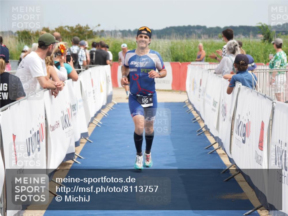 22.06.2025 - Viking Triathlon MichiJ http://msf.ph/oto/8113757 22.06.2025 14:54:23 Ziel 135, 237, 448 meine-sportfotos.de