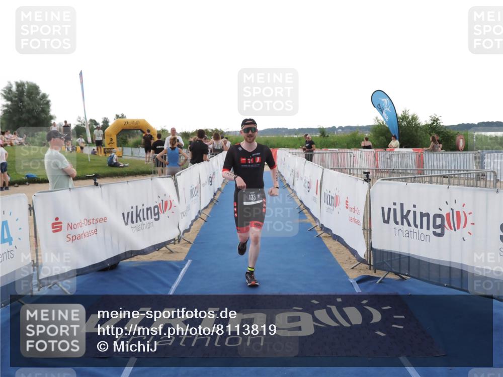 22.06.2025 - Viking Triathlon MichiJ http://msf.ph/oto/8113819 22.06.2025 16:25:45 Ziel 133, 166 meine-sportfotos.de