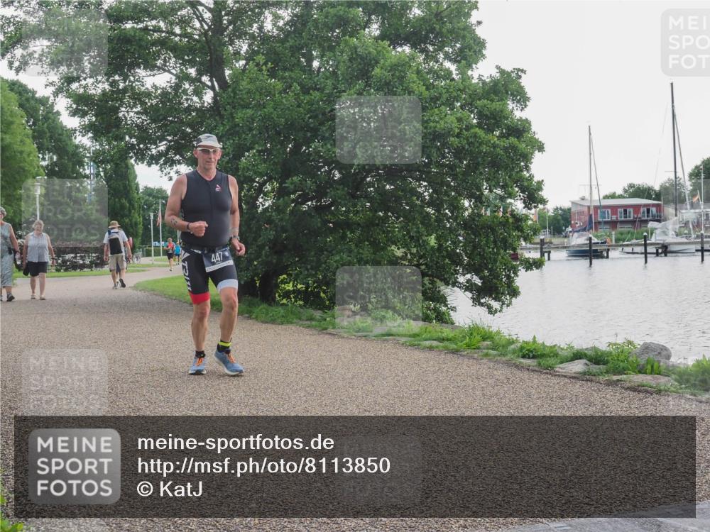 22.06.2025 - Viking Triathlon KatJ http://msf.ph/oto/8113850 22.06.2025 16:25:12 Laufen 447 meine-sportfotos.de