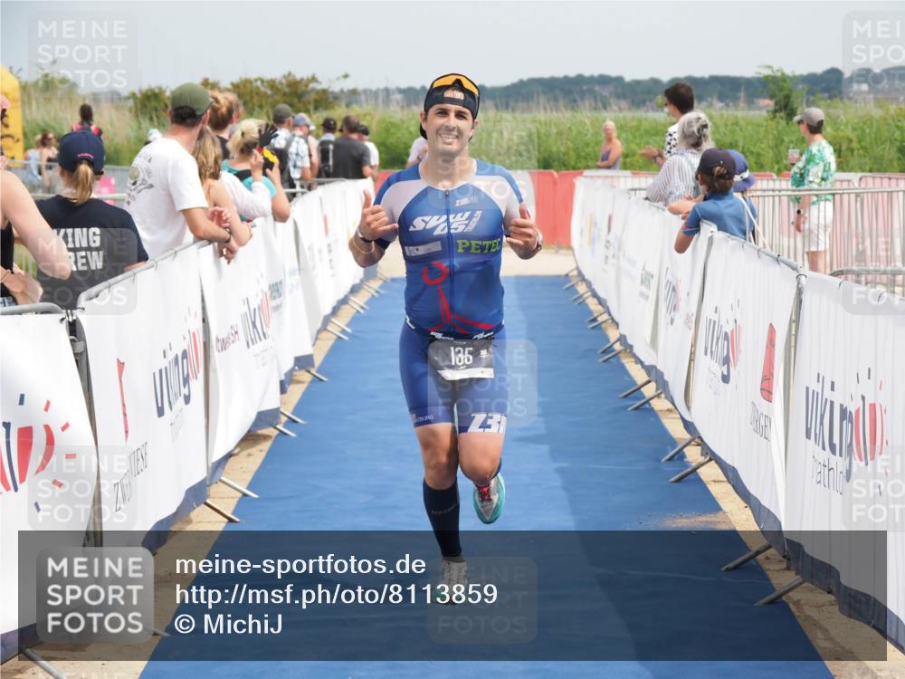 22.06.2025 - Viking Triathlon MichiJ http://msf.ph/oto/8113859 22.06.2025 14:54:24 Ziel 135, 448 meine-sportfotos.de