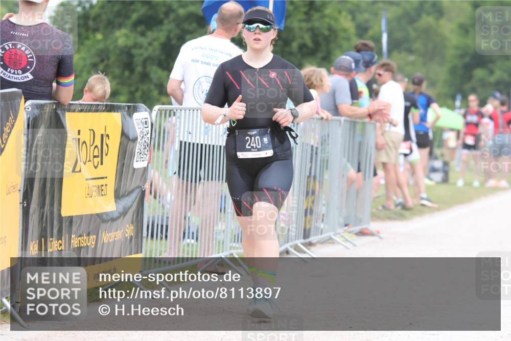 22.06.2025 - Viking Triathlon H.Heesch http://msf.ph/oto/8113897 22.06.2025 14:51:27 Laufen 240, 367, 640 meine-sportfotos.de