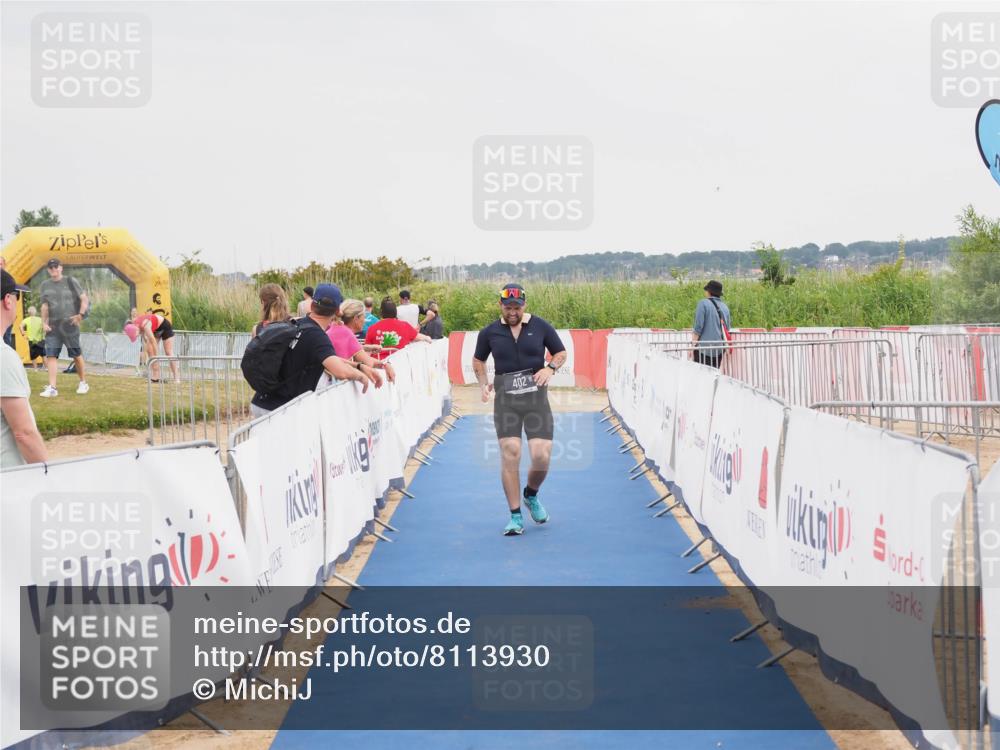 22.06.2025 - Viking Triathlon MichiJ http://msf.ph/oto/8113930 22.06.2025 16:44:57 Ziel 402 meine-sportfotos.de