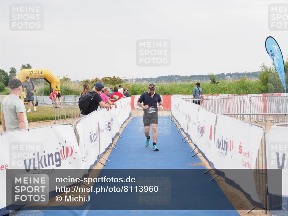 22.06.2025 - Viking Triathlon MichiJ http://msf.ph/oto/8113960 22.06.2025 16:44:57 Ziel 402 meine-sportfotos.de