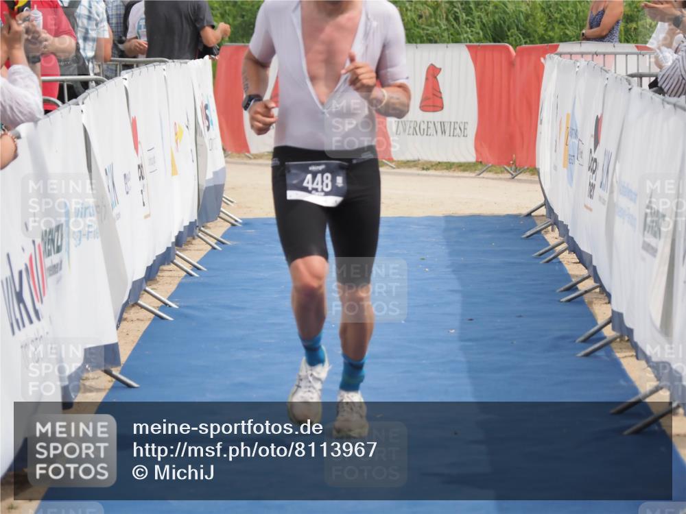 22.06.2025 - Viking Triathlon MichiJ http://msf.ph/oto/8113967 22.06.2025 14:54:27 Ziel 135, 448 meine-sportfotos.de