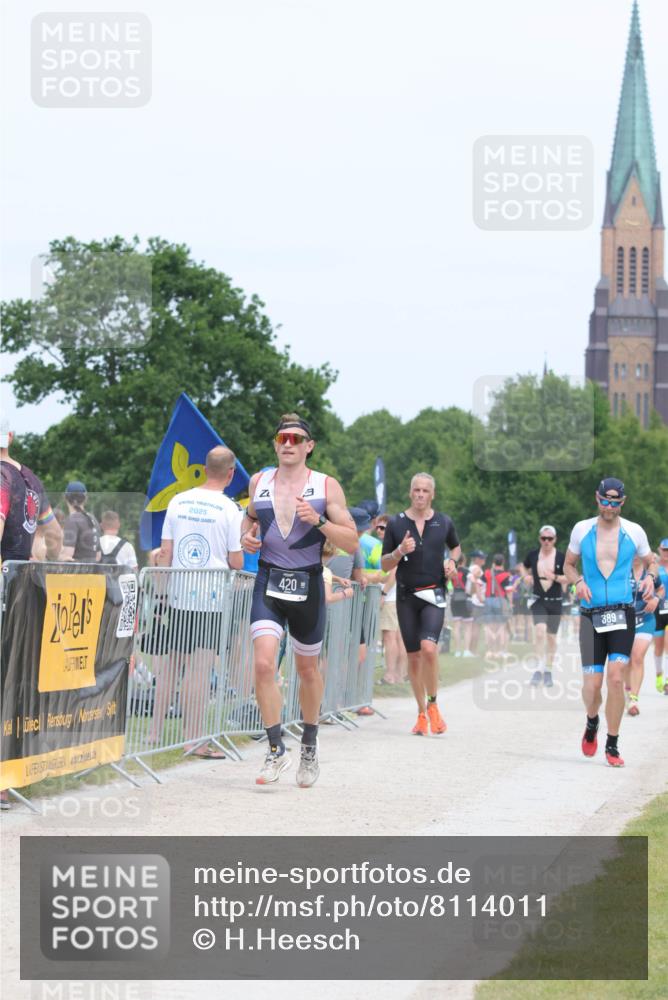 22.06.2025 - Viking Triathlon H.Heesch http://msf.ph/oto/8114011 22.06.2025 14:52:01 Laufen 288, 324, 389, 420 meine-sportfotos.de