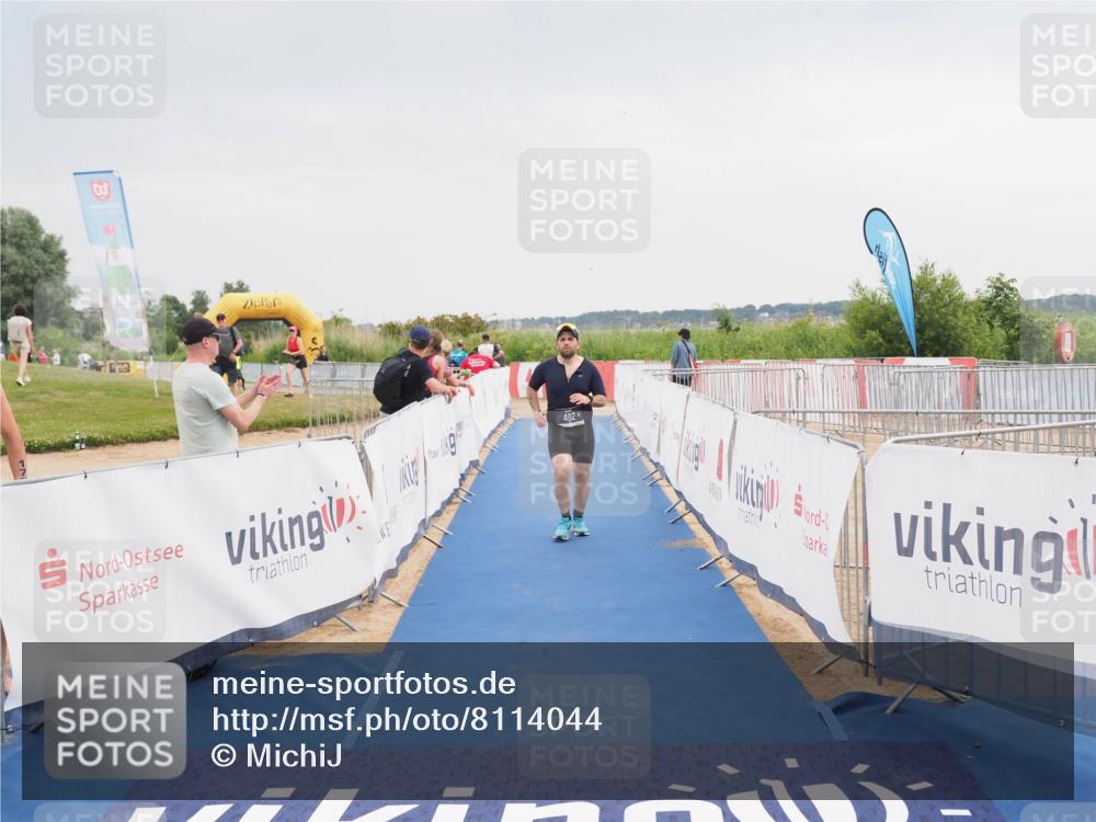 22.06.2025 - Viking Triathlon MichiJ http://msf.ph/oto/8114044 22.06.2025 16:44:58 Ziel 402 meine-sportfotos.de
