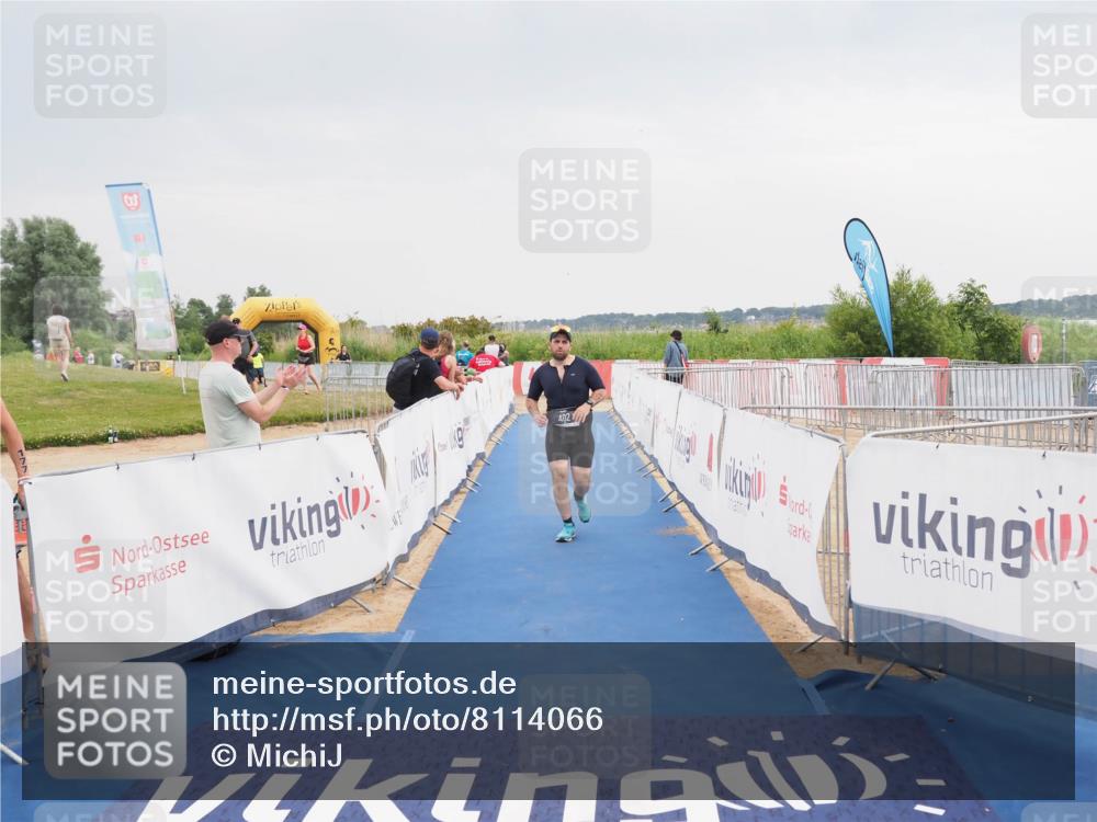 22.06.2025 - Viking Triathlon MichiJ http://msf.ph/oto/8114066 22.06.2025 16:44:58 Ziel 402 meine-sportfotos.de