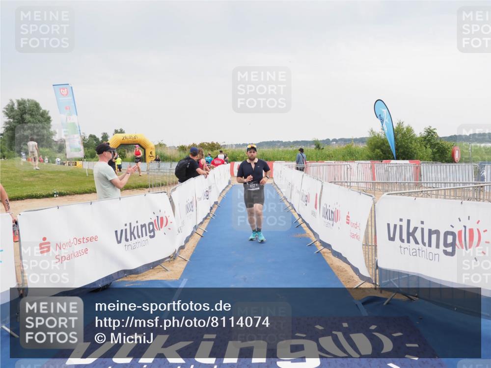 22.06.2025 - Viking Triathlon MichiJ http://msf.ph/oto/8114074 22.06.2025 16:44:58 Ziel 402 meine-sportfotos.de