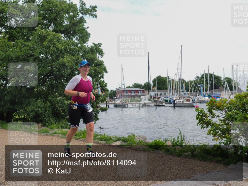 22.06.2025 - Viking Triathlon KatJ http://msf.ph/oto/8114094 22.06.2025 15:07:33 Laufen 206 meine-sportfotos.de