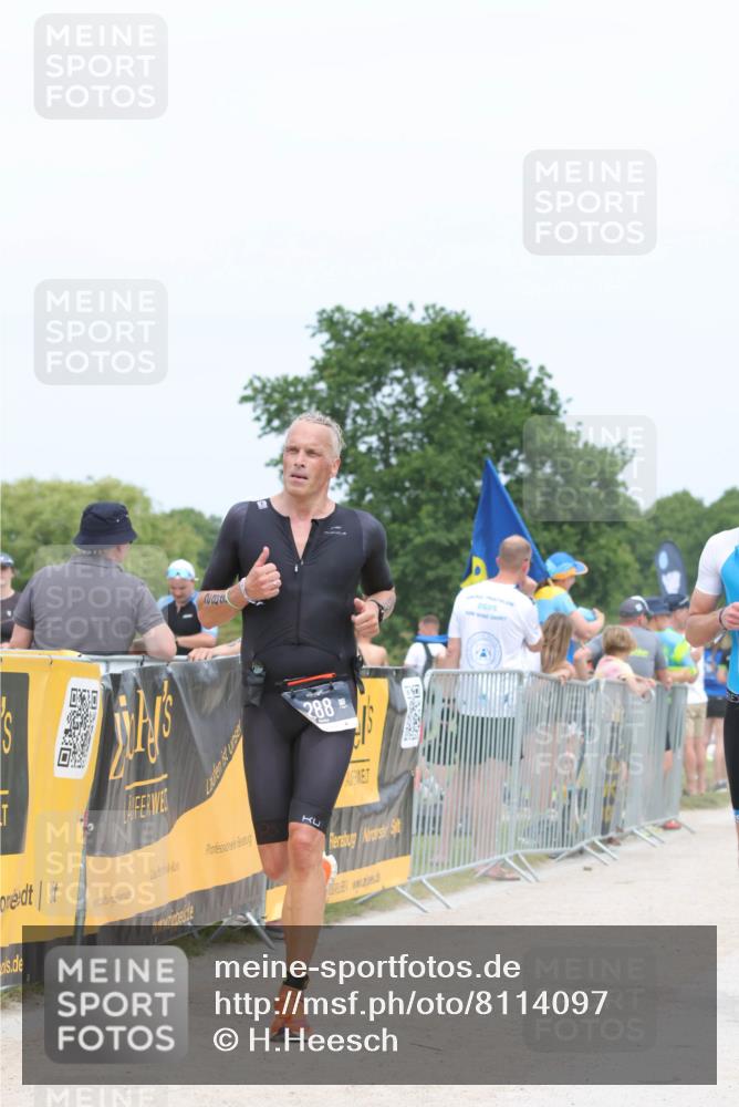 22.06.2025 - Viking Triathlon H.Heesch http://msf.ph/oto/8114097 22.06.2025 14:52:04 Laufen 288, 297, 324, 389, 420 meine-sportfotos.de