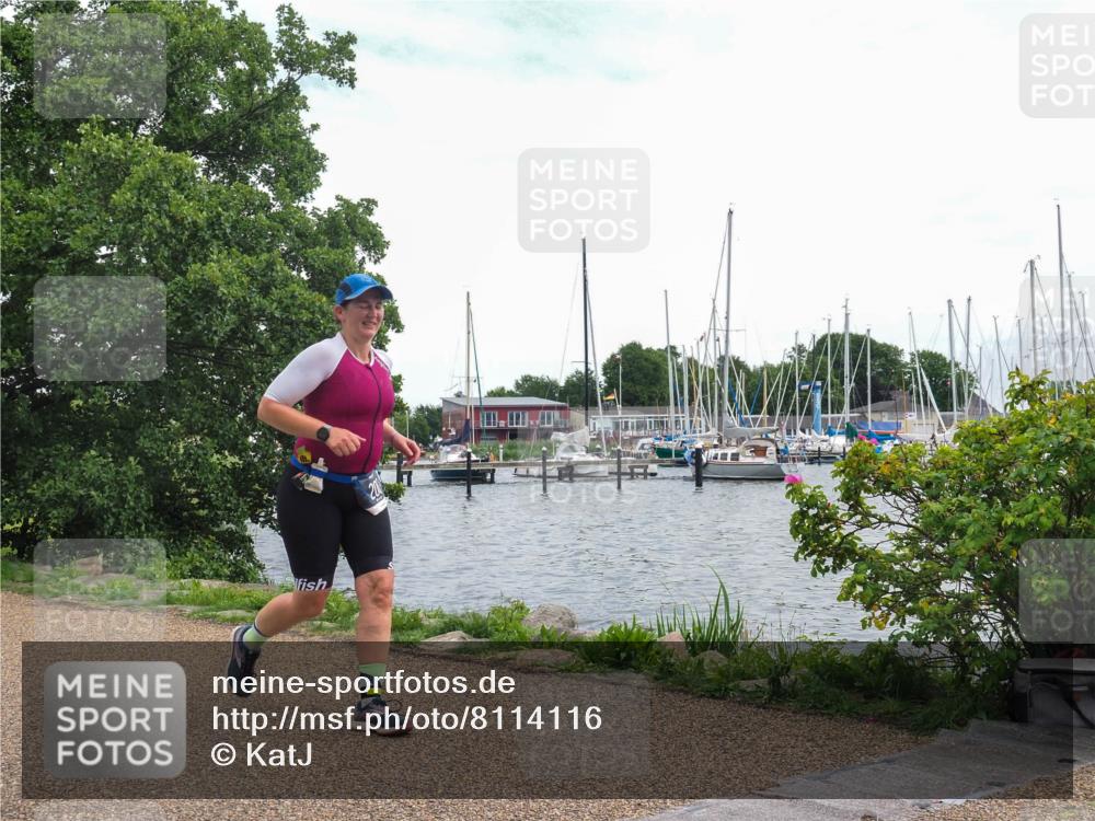 22.06.2025 - Viking Triathlon KatJ http://msf.ph/oto/8114116 22.06.2025 15:07:34 Laufen 206 meine-sportfotos.de