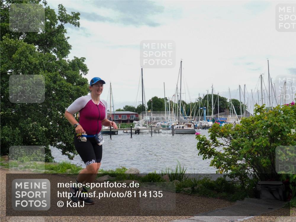 22.06.2025 - Viking Triathlon KatJ http://msf.ph/oto/8114135 22.06.2025 15:07:34 Laufen 206 meine-sportfotos.de