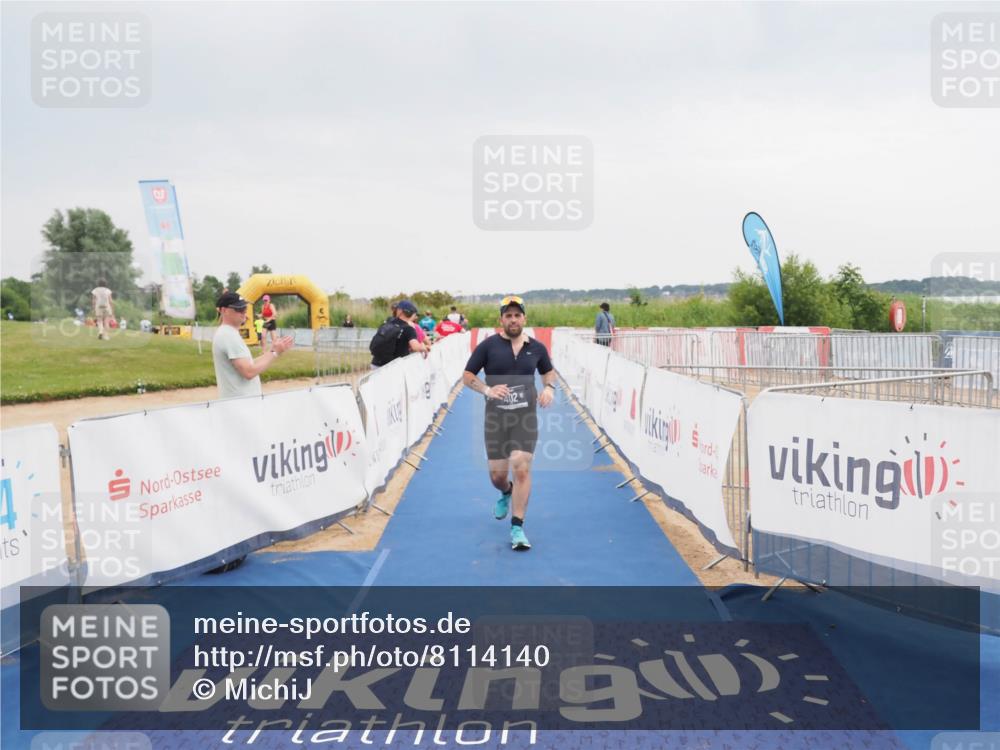 22.06.2025 - Viking Triathlon MichiJ http://msf.ph/oto/8114140 22.06.2025 16:44:59 Ziel 402 meine-sportfotos.de