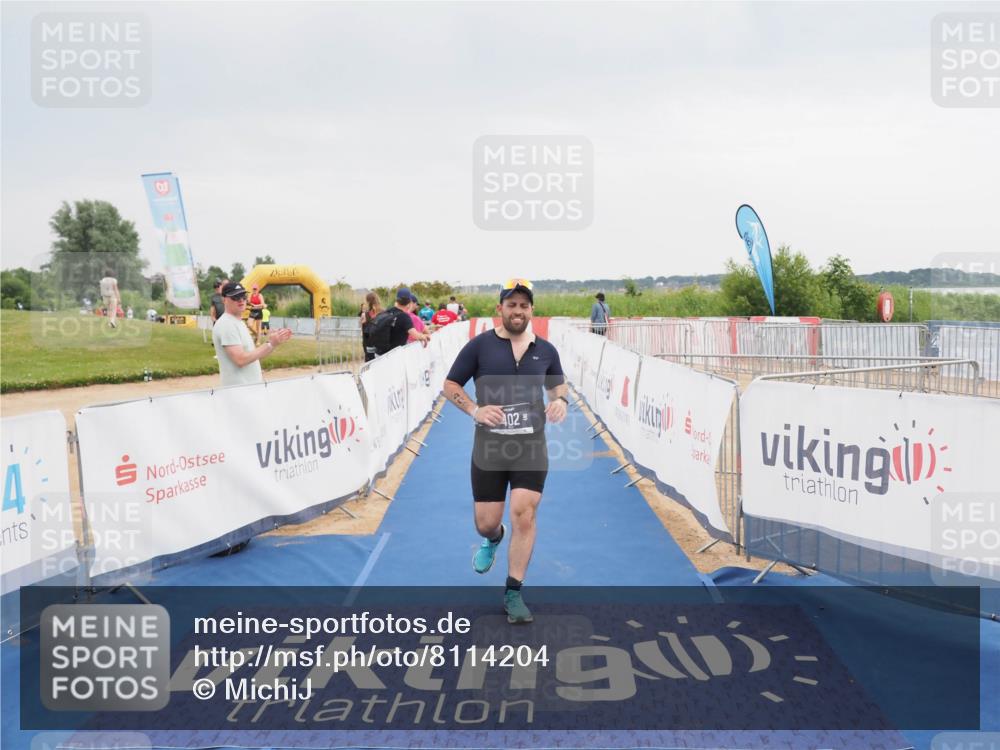 22.06.2025 - Viking Triathlon MichiJ http://msf.ph/oto/8114204 22.06.2025 16:45:00 Ziel 402 meine-sportfotos.de