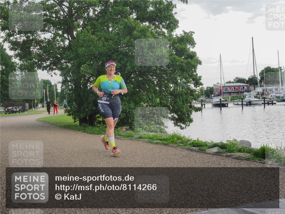 22.06.2025 - Viking Triathlon KatJ http://msf.ph/oto/8114266 22.06.2025 16:30:28 Laufen 468 meine-sportfotos.de