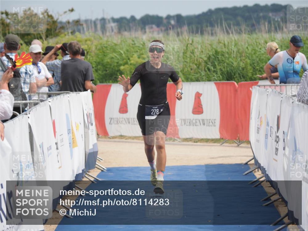 22.06.2025 - Viking Triathlon MichiJ http://msf.ph/oto/8114283 22.06.2025 14:55:06 Ziel 278 meine-sportfotos.de