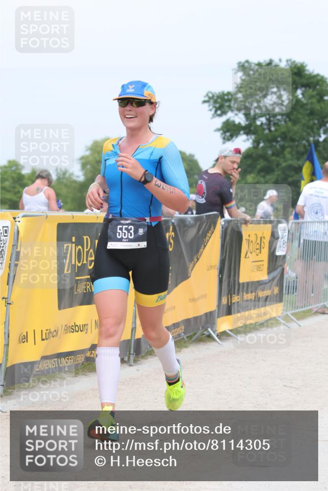 22.06.2025 - Viking Triathlon H.Heesch http://msf.ph/oto/8114305 22.06.2025 14:52:12 Laufen 242, 297, 324, 553 meine-sportfotos.de