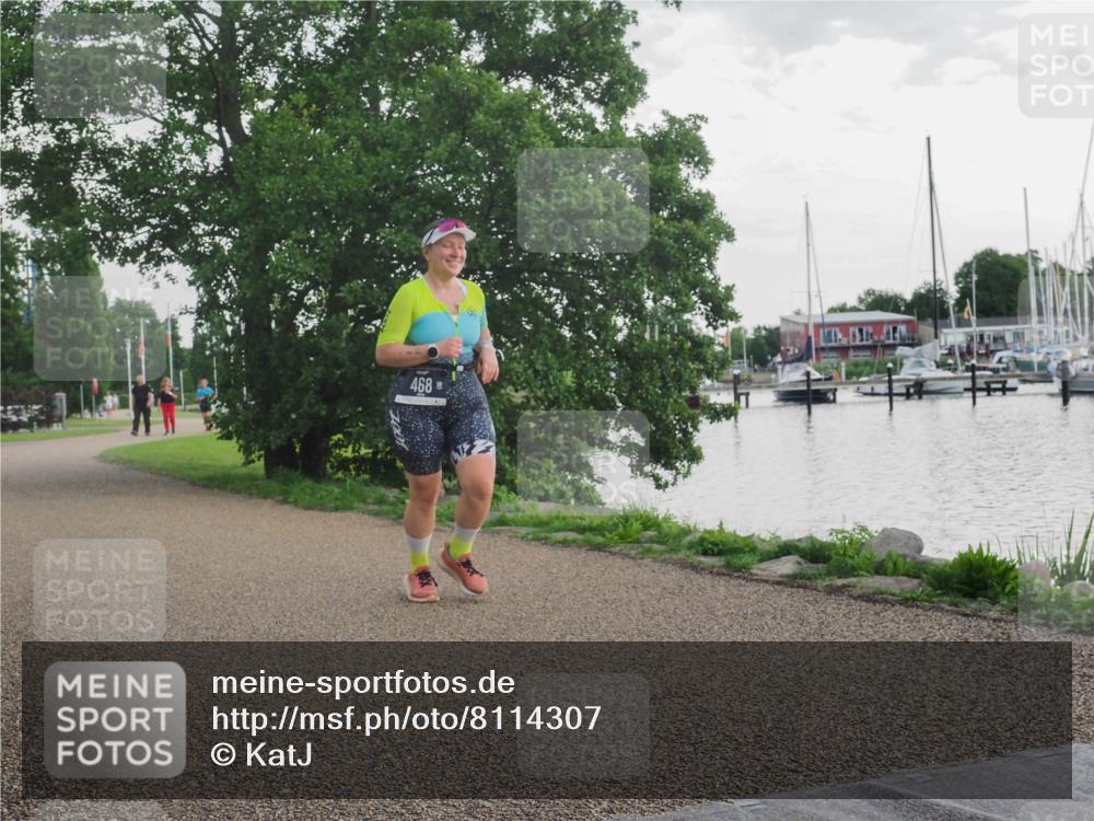 22.06.2025 - Viking Triathlon KatJ http://msf.ph/oto/8114307 22.06.2025 16:30:28 Laufen 468 meine-sportfotos.de