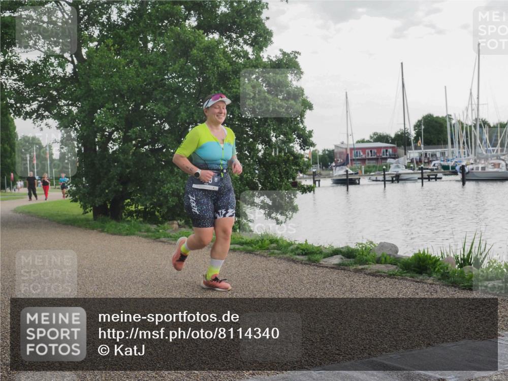 22.06.2025 - Viking Triathlon KatJ http://msf.ph/oto/8114340 22.06.2025 16:30:28 Laufen 468 meine-sportfotos.de
